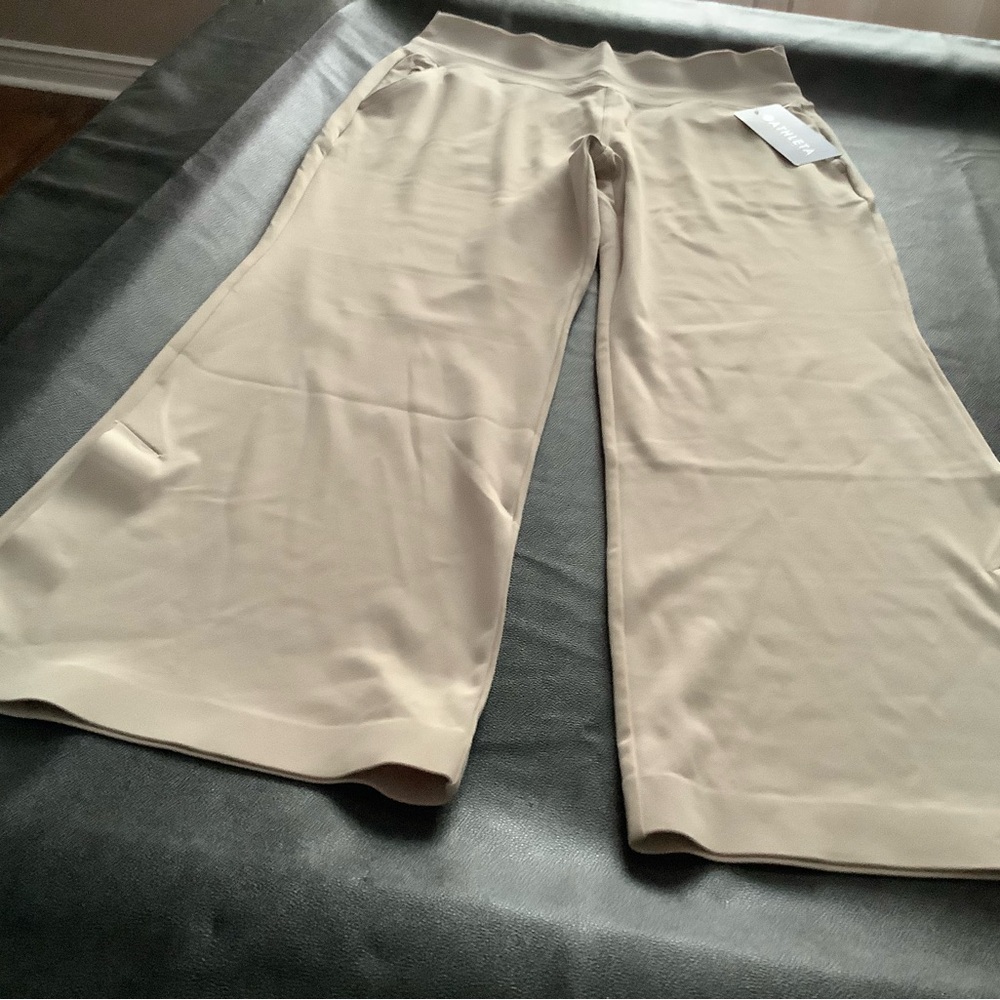 Athleta Women's Venice Flare Pant - Picture 8 of 9